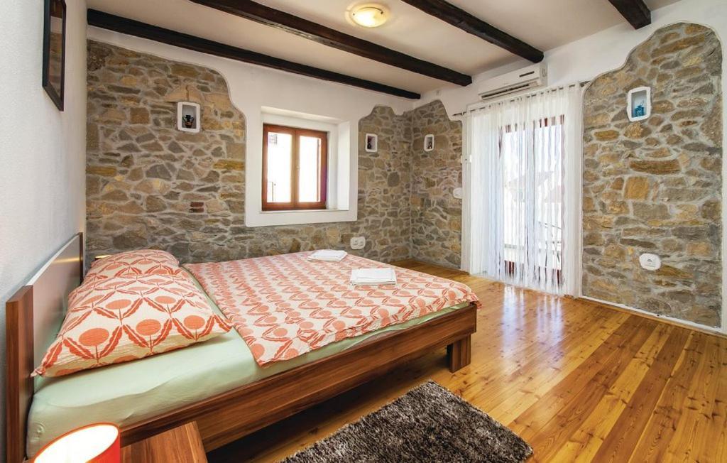 Marivo Daire Dugi Rat Dış mekan fotoğraf